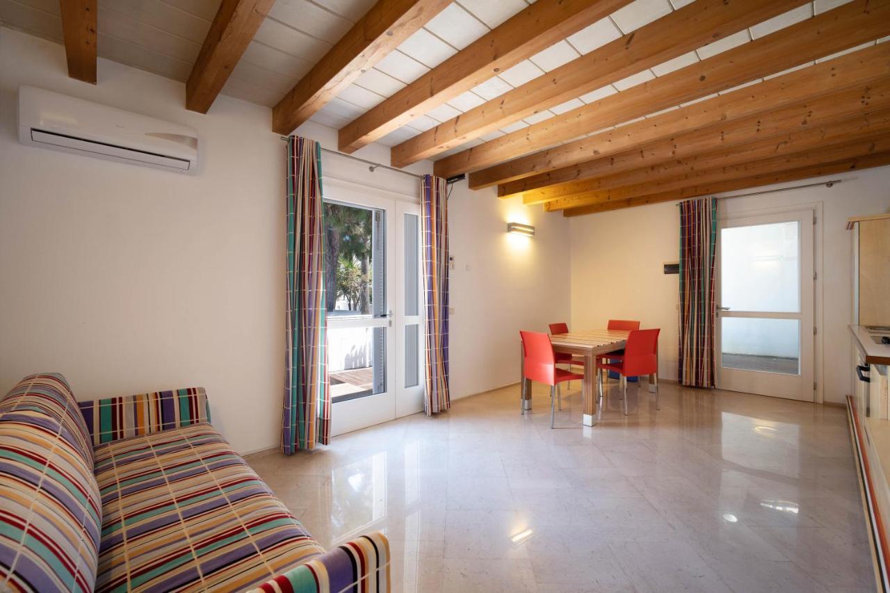 Wepuglia - Residence Calapaura Полиняно а Маре Екстериор снимка