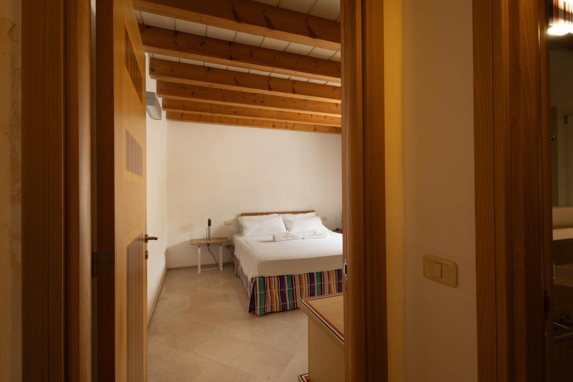 Wepuglia - Residence Calapaura Полиняно а Маре Екстериор снимка